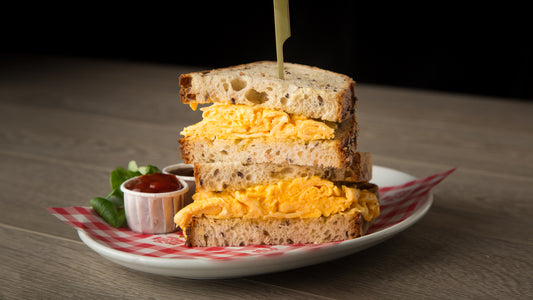 Scrambled Egg Bloomer Sandwich (v)